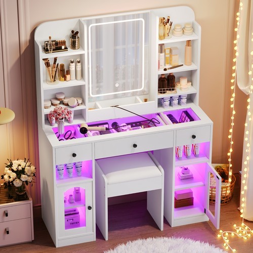 Vanity desk w 3 - 43.2'',